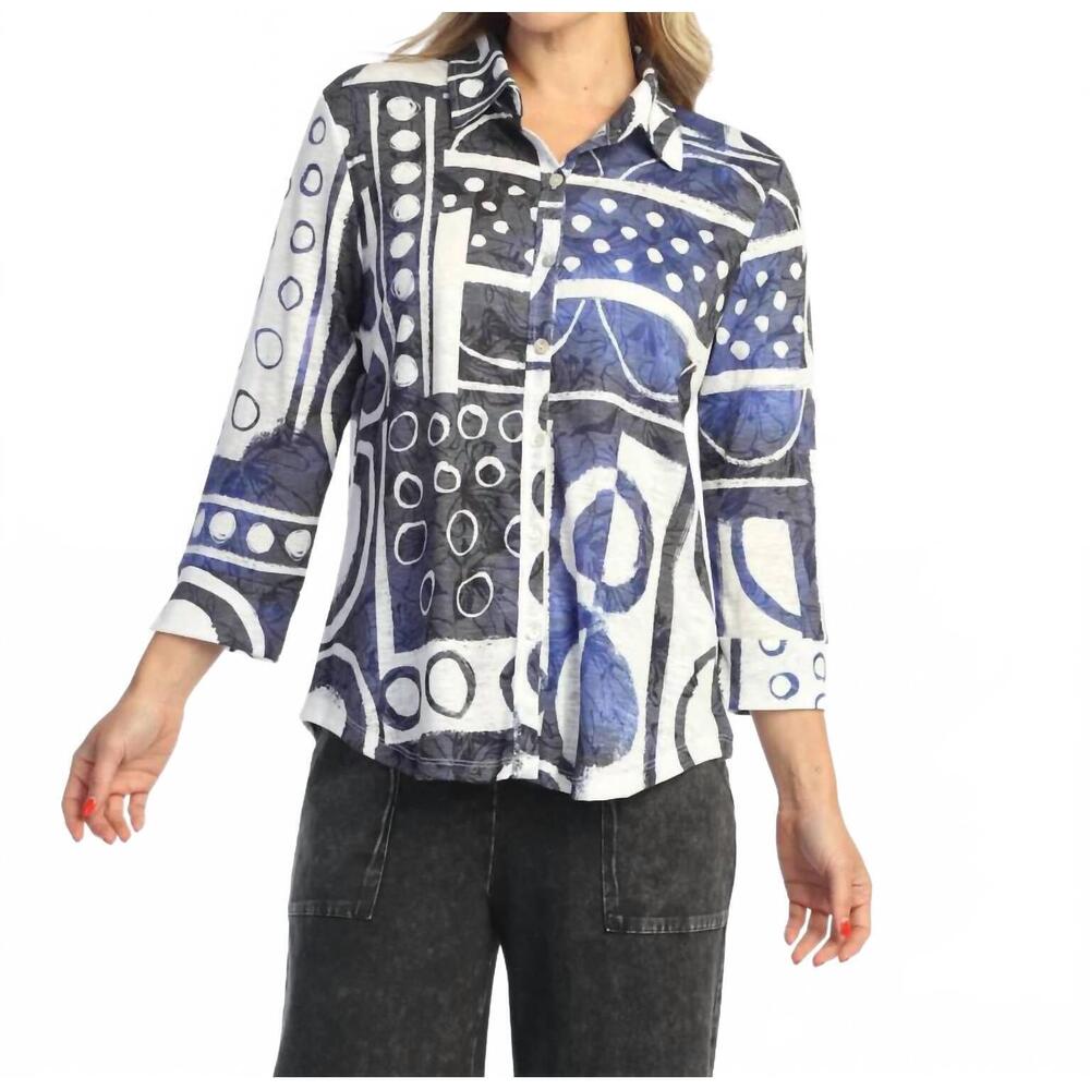 NEW JESS & JANE button down shirt with 3/4 sleeve in dottie